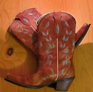 Ariat cowboy boots with turquoise embroidery